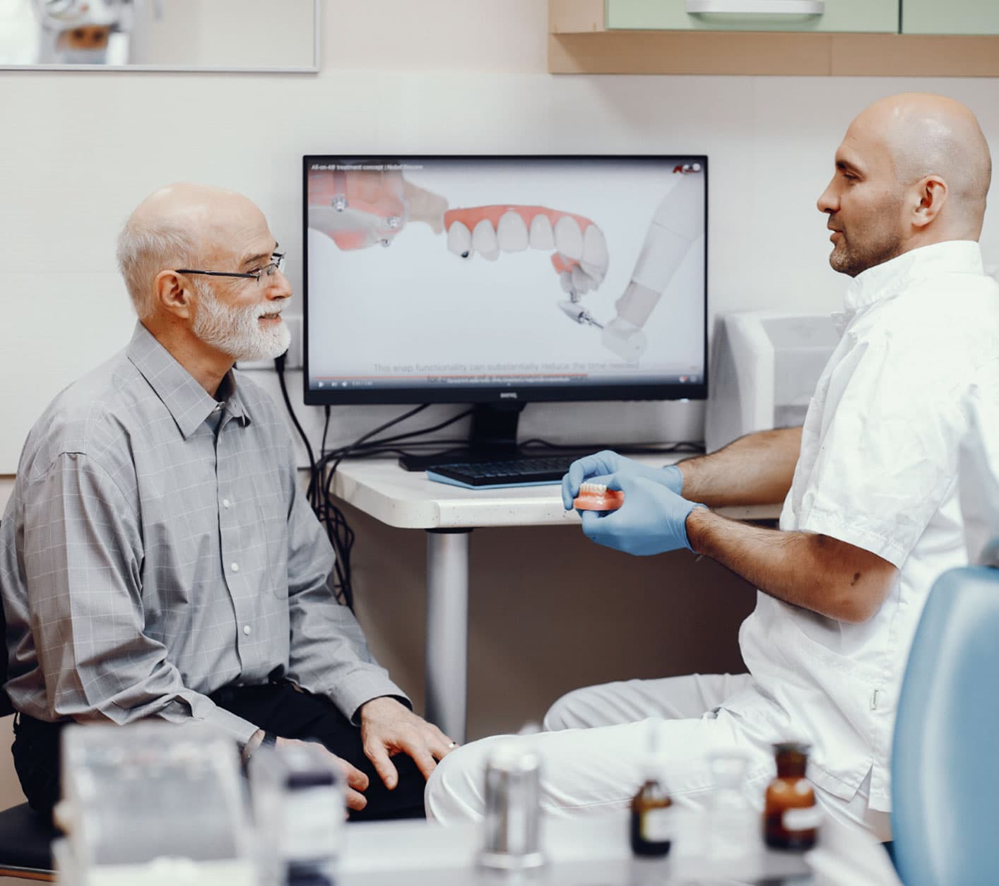 your-FMOP-treatment-process-at-eledent-dental-hospital-in-Hyderabad